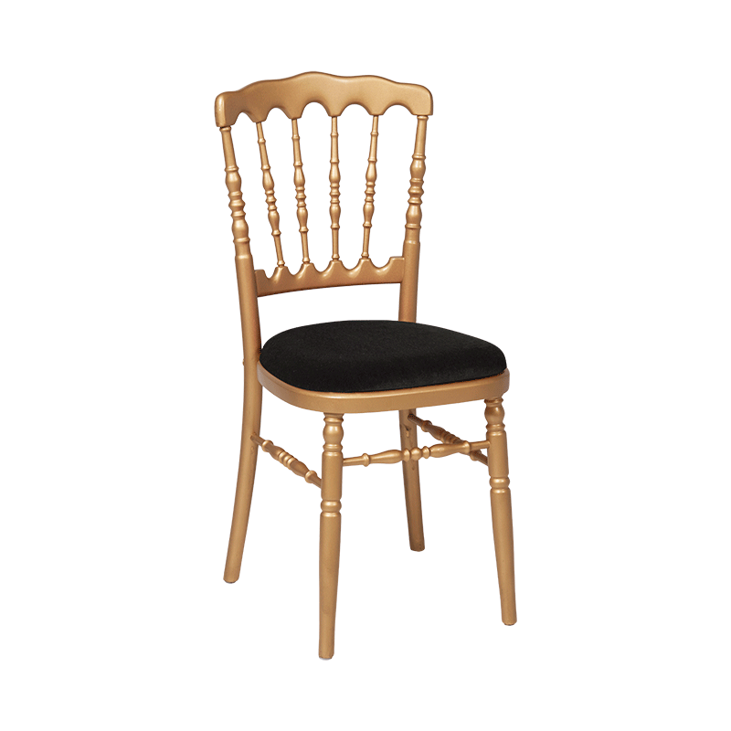 Chaise Napoléon dorée en bois avec galette noire